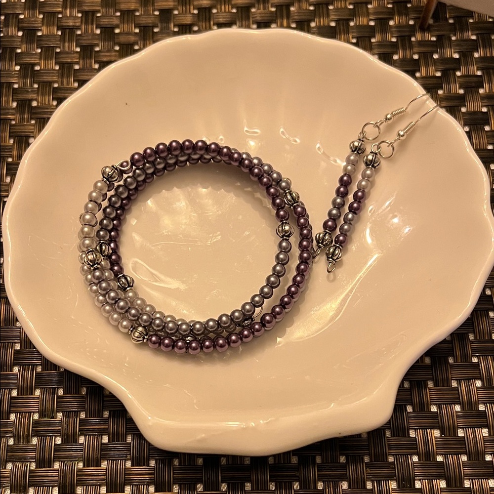 Hand Crafted Elegant Purple and Silver Bracelet